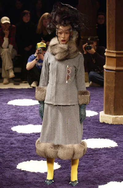 Look 28